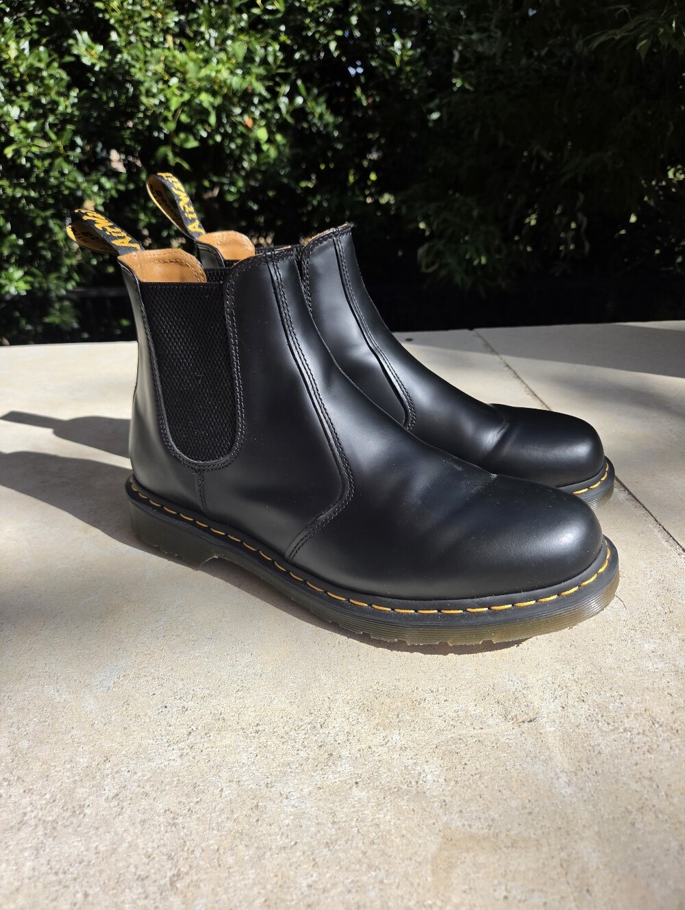 Dr. Martens 2976 Chelsea Boot Smooth Black Leather Men's 12